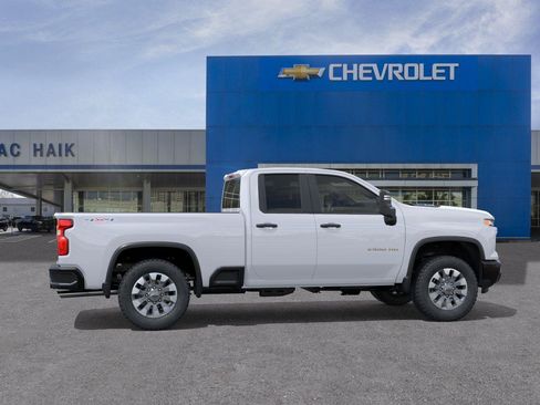 New 2026 Chevrolet Silverado 2500 Custom w/ Custom Value Package AWD/4WD image 5
