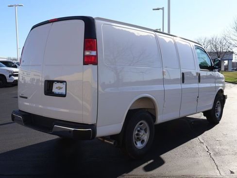 New 2026 Chevrolet Express 2500 w/ Driver Convenience Package RWD image 8