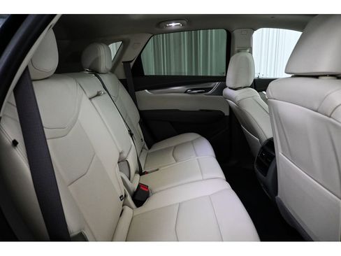 Used 2024 Cadillac XT5 Premium Luxury FWD image 18