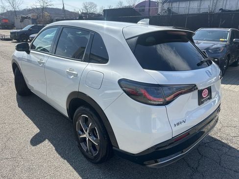 Used 2024 Honda HR-V EX-L image 4