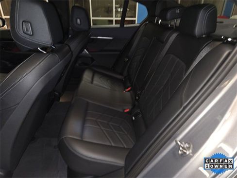 Used 2024 BMW 530i image 23