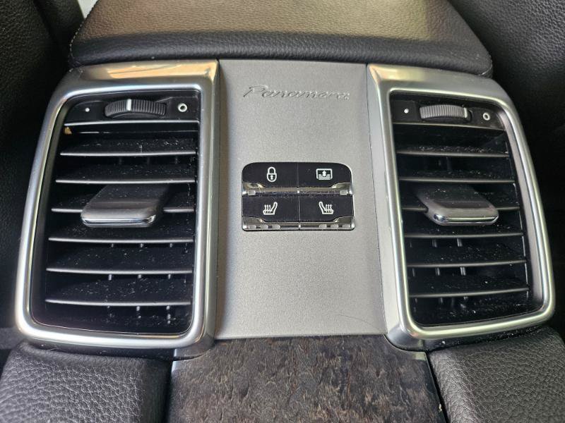 Used 2013 Porsche Panamera S RWD image 79