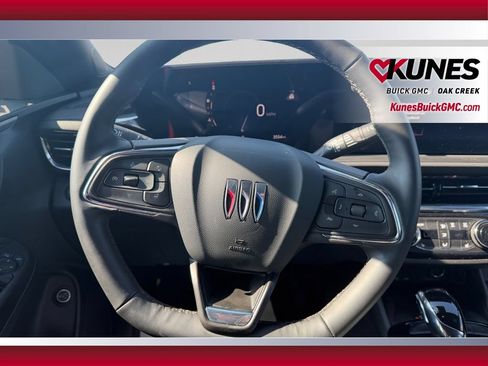 Used 2026 Buick Envista Sport Touring w/ Convenience I Package FWD image 15