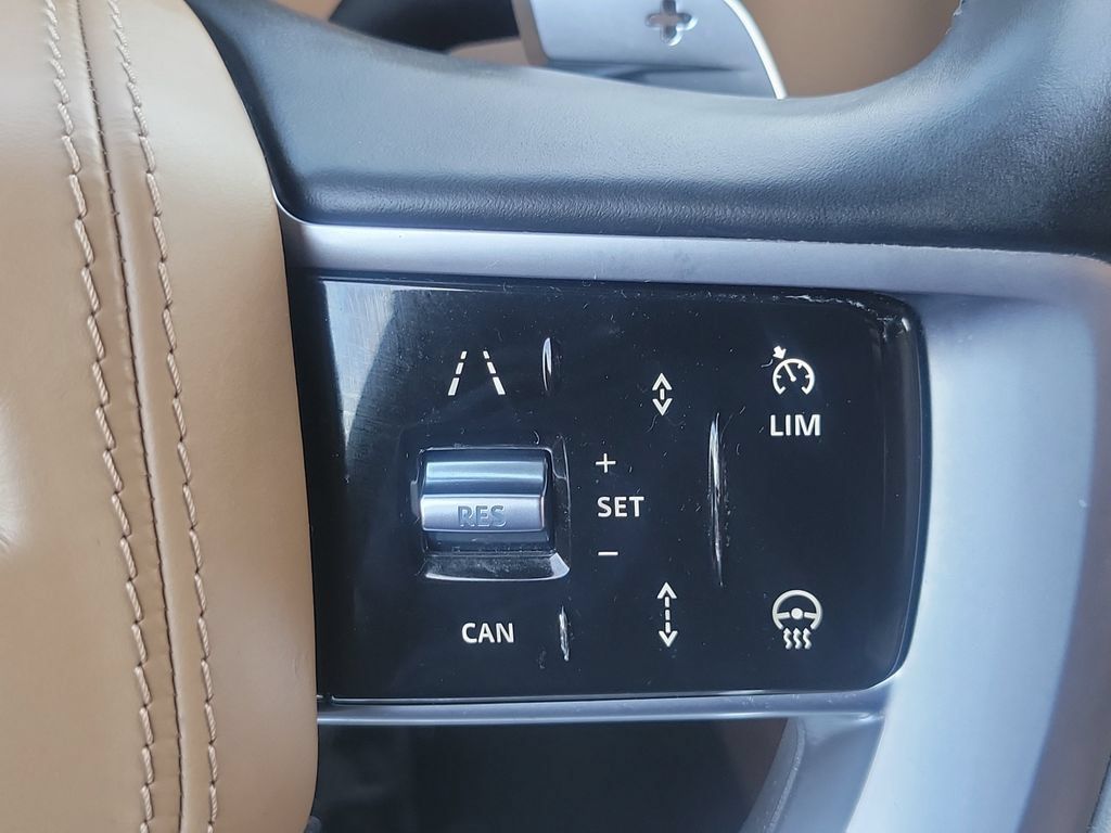 Used 2023 Land Rover Range Rover SE AWD/4WD image 6