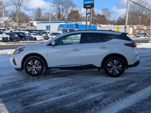 Used 2019 Nissan Murano SV w/ Premium Package image 12