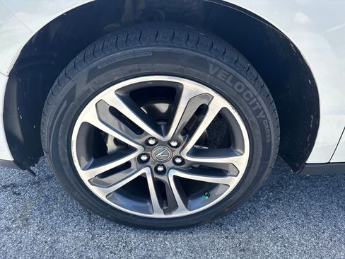 Used 2018 Acura MDX SH-AWD w/ Advance Package image 11