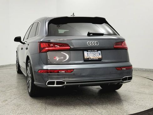 Used 2018 Audi SQ5 Prestige w/ Prestige Package AWD/4WD image 4