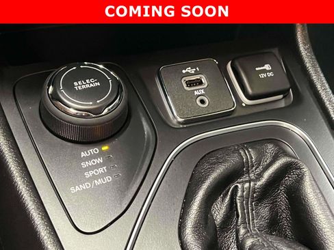 Certified 2019 Jeep Cherokee High Altitude AWD/4WD image 21
