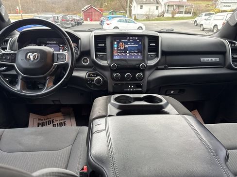Used 2022 RAM 1500 Big Horn AWD/4WD image 40