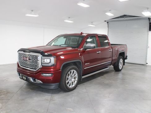 Used 2016 GMC Sierra 1500 Denali w/ Enhanced Driver Alert Package AWD/4WD image 4