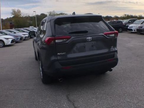 Certified 2019 Toyota RAV4 LE AWD/4WD image 7