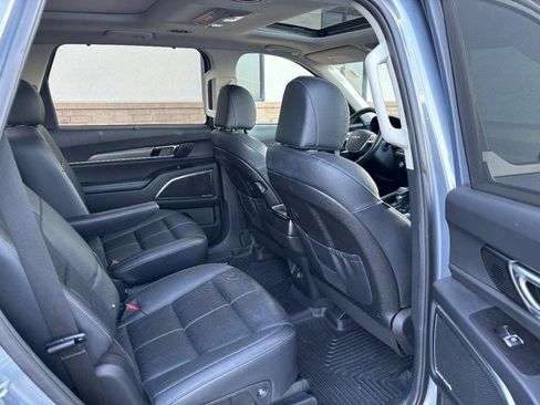 Used 2022 Kia Telluride SX FWD image 11