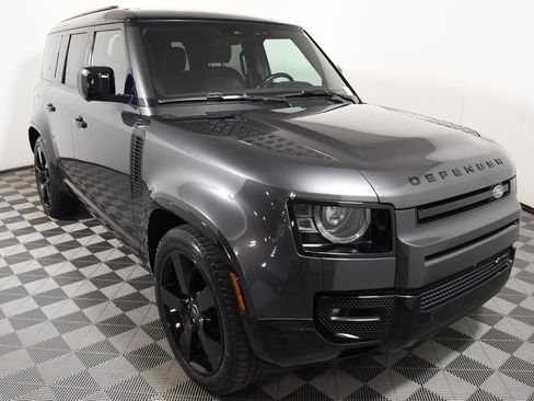 Used 2023 Land Rover Defender 110 X-Dynamic SE AWD/4WD image 9