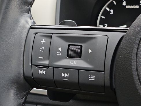 Certified 2023 Nissan Rogue SL w/ SL Premium Package image 21