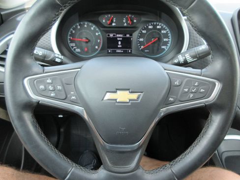 Used 2023 Chevrolet Malibu LT w/ Redline Edition FWD image 22