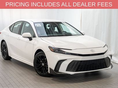 Used 2025 Toyota Camry SE
