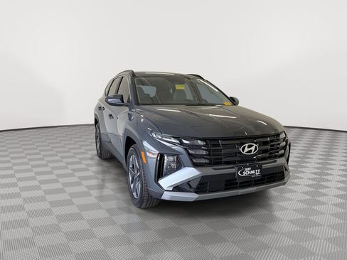 Used 2026 Hyundai Tucson SEL FWD image 3