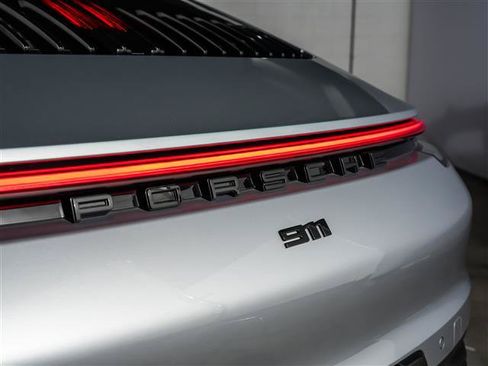 Certified 2021 Porsche 911 Carrera RWD image 32