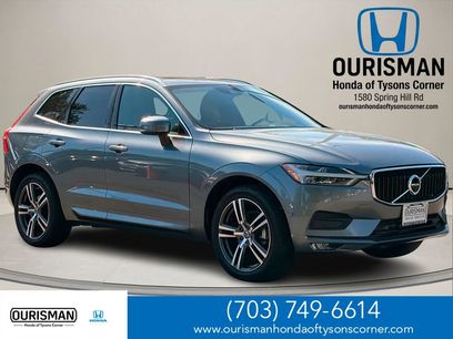 Used 2019 Volvo XC60 T5 Momentum w/ Multimedia Package