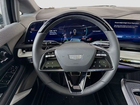 New 2026 Cadillac Optiq Luxury 1 w/ LPO, Floor Liner Package AWD/4WD image 11