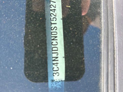 Used 2025 Jeep Compass Limited image 9