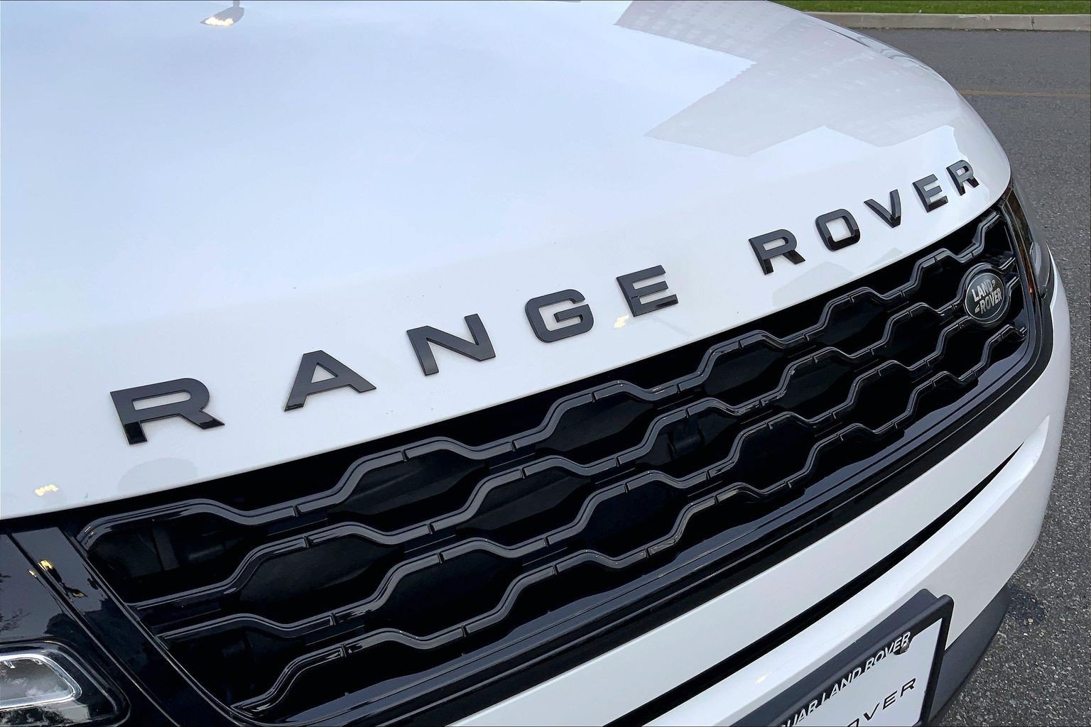 Used 2020 Land Rover Range Rover Evoque S AWD/4WD image 30