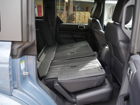 Certified 2025 Ford Bronco Outer Banks AWD/4WD image 35