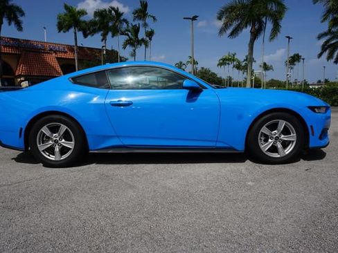 Used 2024 Ford Mustang Coupe RWD image 13