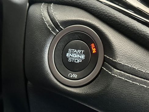 Used 2023 Dodge Durango SXT RWD image 24