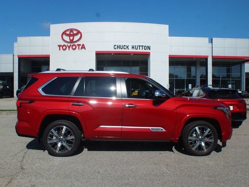 Used 2025 Toyota Sequoia Capstone AWD/4WD image 1