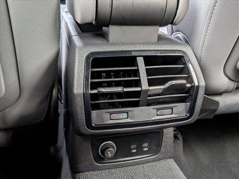 Certified 2024 Audi Q3 2.0T Premium Plus image 20