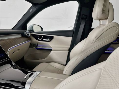 Certified 2026 Mercedes-Benz GLC 300 4MATIC image 26