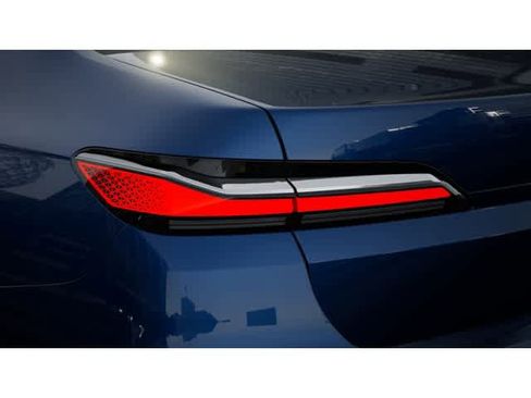 New 2026 BMW 740i w/ Premium Package image 8