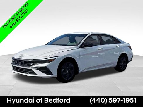 Certified 2026 Hyundai Elantra Sport FWD image 2