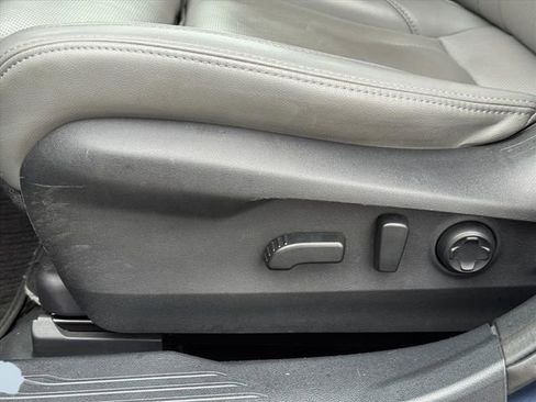 Used 2024 Subaru Legacy Limited image 14