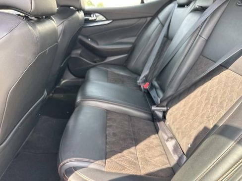 Used 2021 Nissan Maxima SR w/ Sport Mat Group image 14