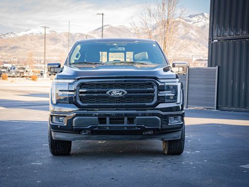 Used 2025 Ford F150 Lariat AWD/4WD image 3
