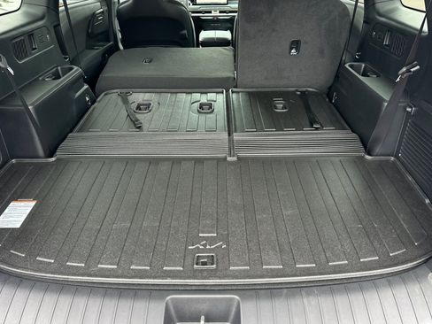 New 2027 Kia Telluride LX FWD image 13