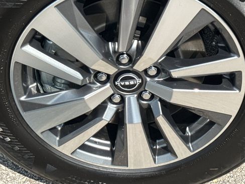 New 2026 Nissan Pathfinder SL AWD/4WD image 9