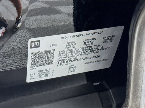 Used 2025 GMC Yukon Denali AWD/4WD image 38