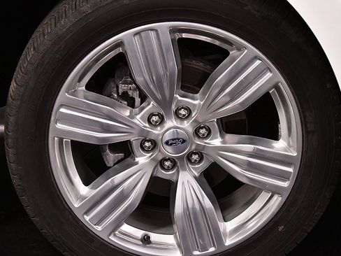 Used 2024 Ford Expedition Max Platinum image 9