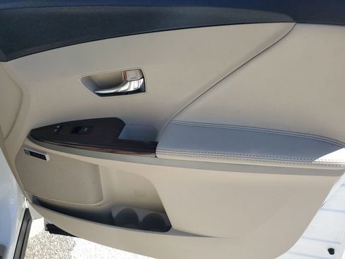 Used 2014 Toyota Venza XLE image 44