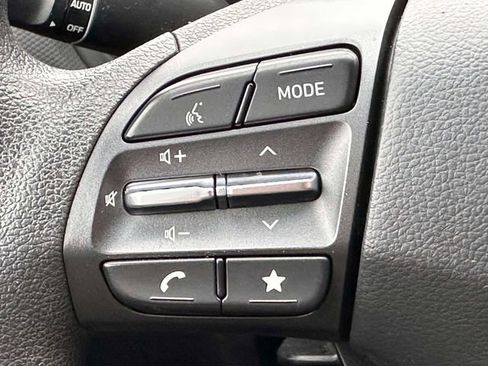 Used 2023 Hyundai Kona SEL image 23