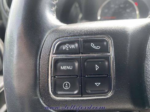 Used 2015 Jeep Wrangler Sport w/ Quick Order Package 24S AWD/4WD image 16
