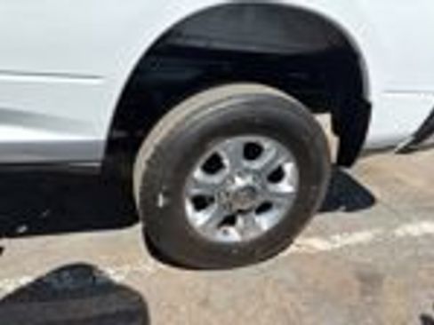 Used 2021 RAM 2500 Big Horn w/ Level 1 Equipment Group AWD/4WD image 4