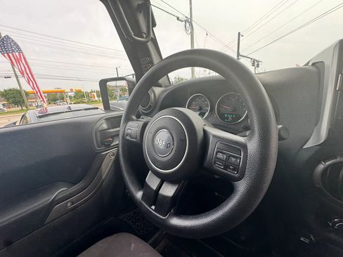 Used 2015 Jeep Wrangler Unlimited Sport AWD/4WD image 26