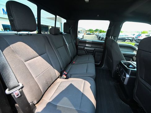 Used 2018 Ford F150 XLT w/ Equipment Group 302A Luxury AWD/4WD image 28