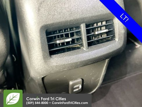Used 2020 Chevrolet Equinox LT AWD/4WD image 28