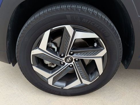 Used 2024 Hyundai Tucson Limited AWD/4WD image 46
