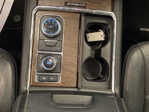 Used 2019 Ford Expedition Platinum AWD/4WD image 33